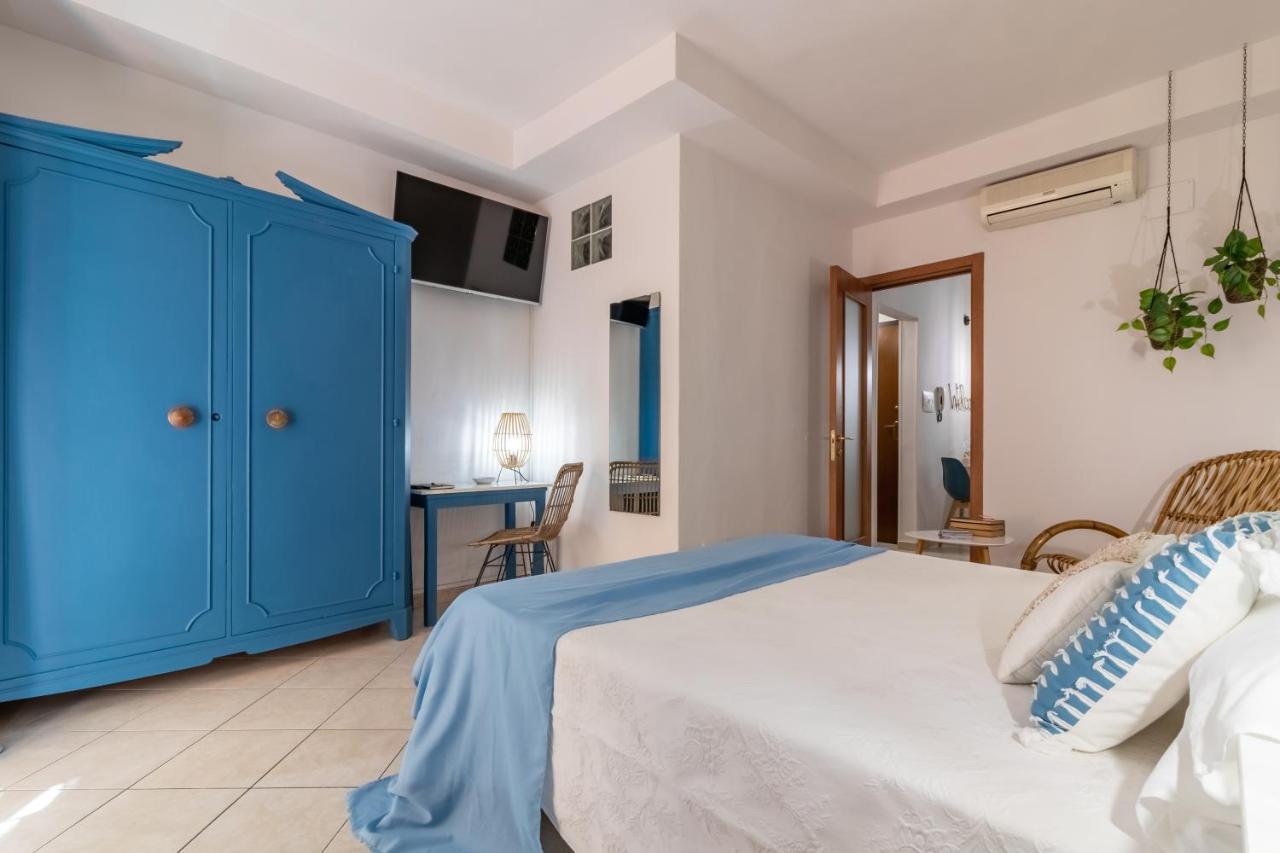 Down Town Blue Apartment La Spezia Bagian luar foto