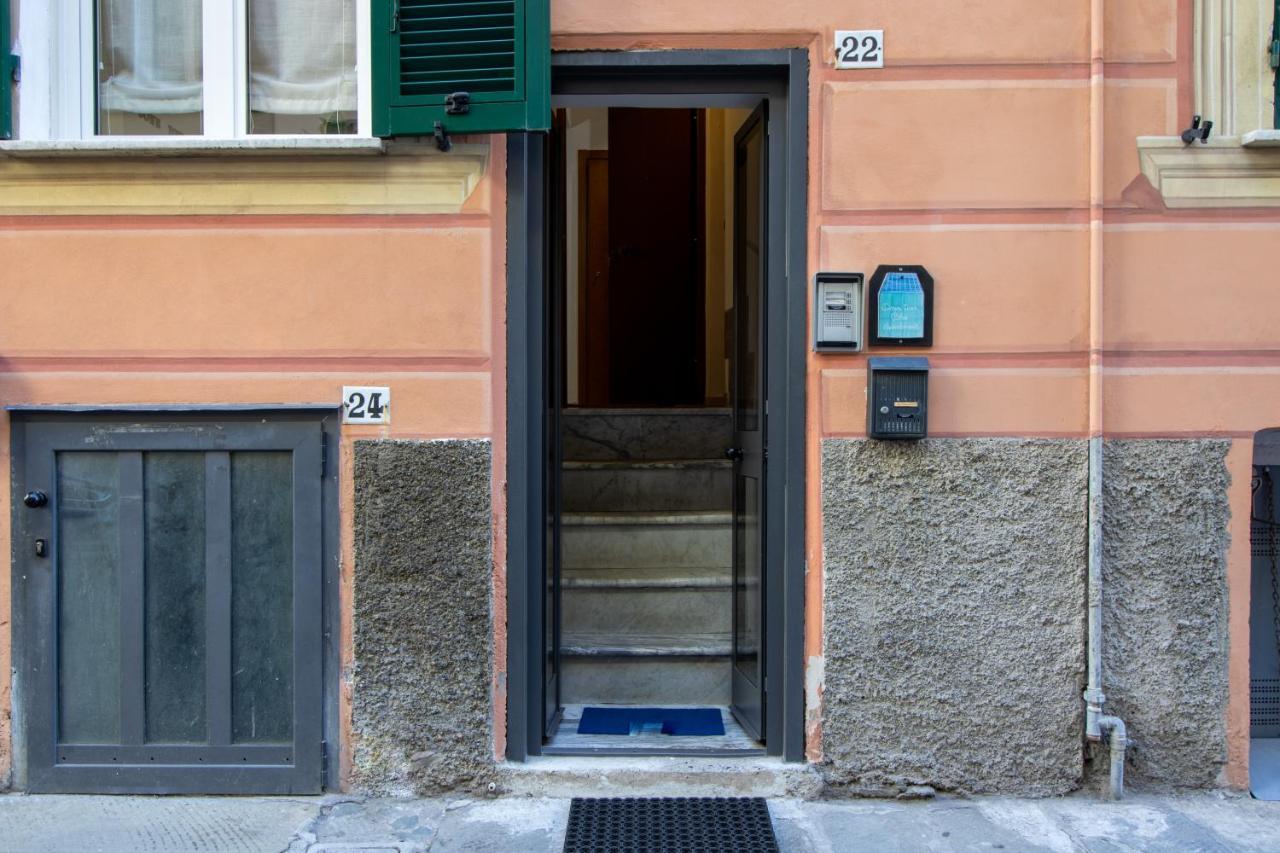 Down Town Blue Apartment La Spezia Bagian luar foto